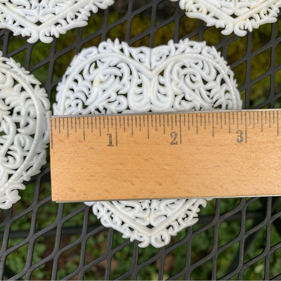 Vintage Lot Wilton White Plastic Cake Decoration Heart Panel Corner Filigree 70s - Picture 4 of 11